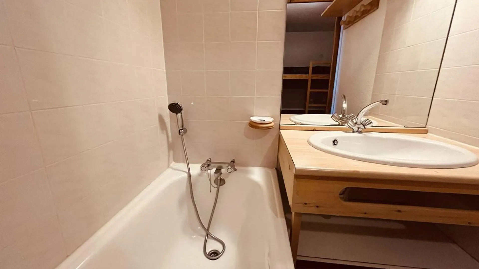 Vallandry - Bel Apt 2 Pieces, 5 Pers, Acces Direct Pistes - Fr-1-757-114 0*, Landry France